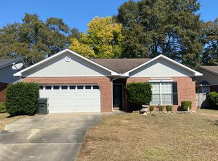 184 Candle Brook Dr, Dothan, AL 36303