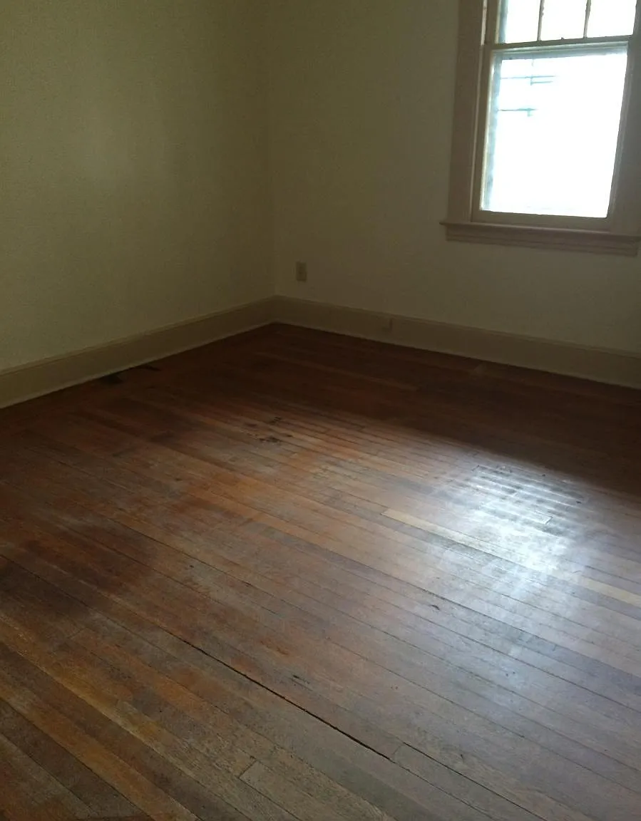 4 bed, 975 sqft, $1,850 — Photo 4