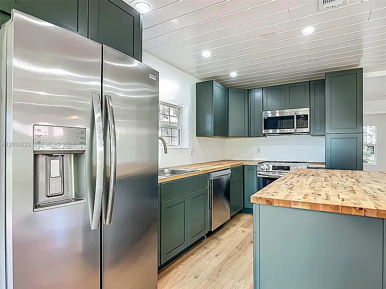 8781 S Lakeshore Dr — Photo 19