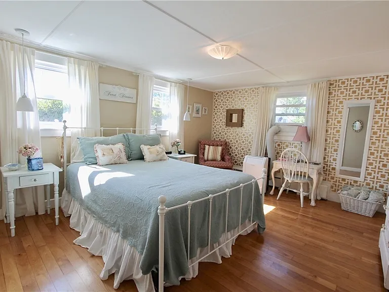 113 Renfrew Ave — Photo 13