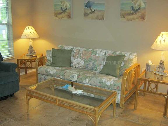 4th image of 205 High Point Dr Unit B