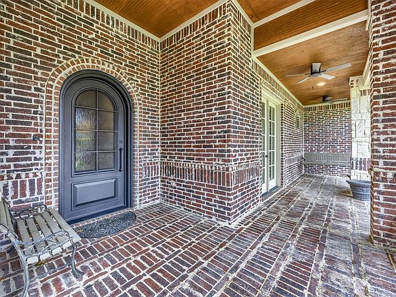 4th image of 1741 Silverleaf Ct
