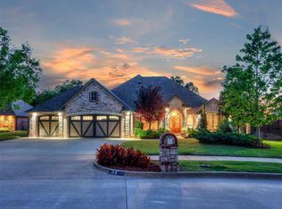 112 McSha Pl, Norman, OK 73072