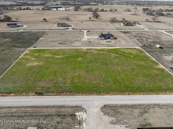 Meadow Bend Cir #11, Stephenville, TX 76401