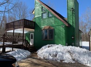 255 Pocono Blvd, Bushkill, PA 18324