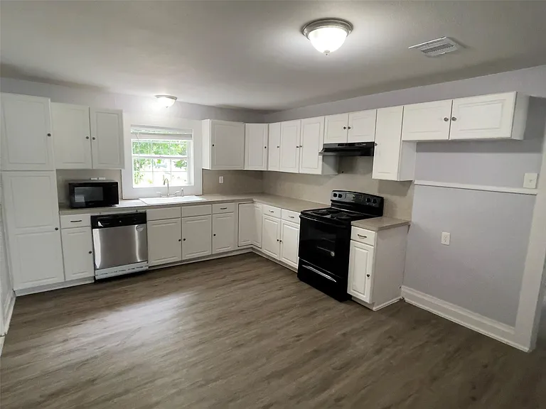 74 County Road 2415 — Photo 5