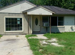 1207 Avenue I, South Houston, TX 77587