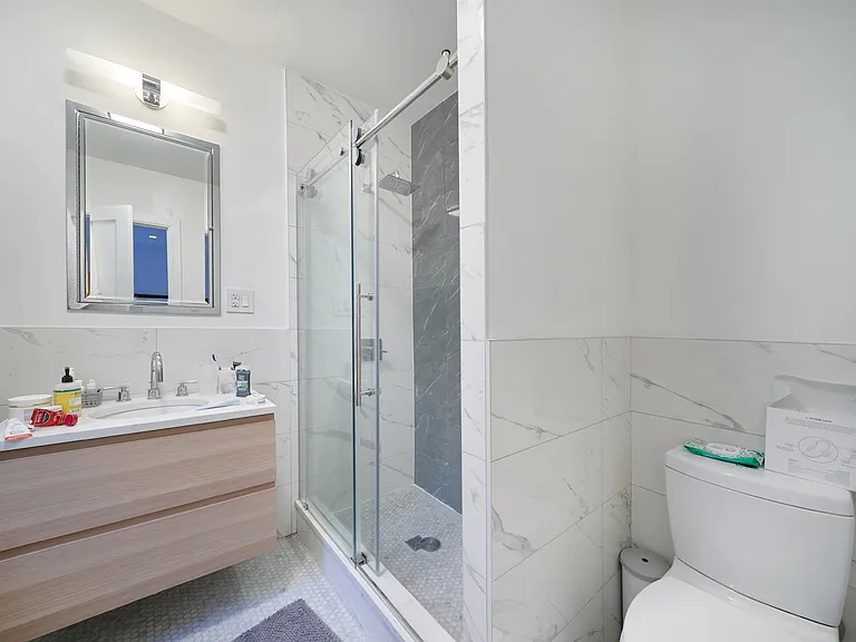 325 W 93rd St #5E — Photo 11