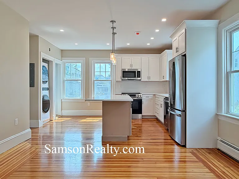 455 Morris Ave #1 — Photo 10