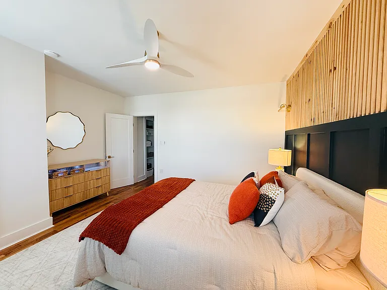 2504 E York St #2 — Photo 17