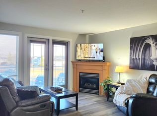 260 Duston St #232, Red Deer, AB T4R 3G5
