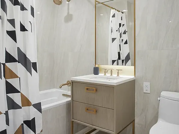 3 Court Square image 4 of 11