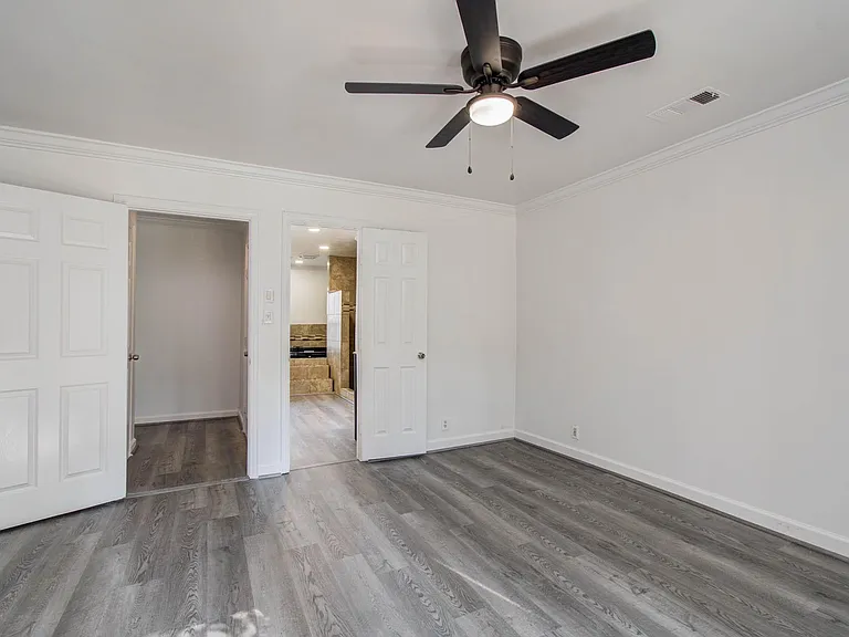 674 Ravensworth Dr — Photo 15