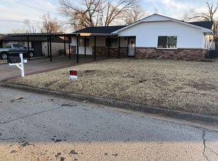 218 E Tower Ave, Perry, OK 73077