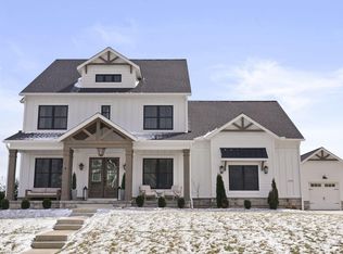 1763 Scenic Bluff Ct, Delaware, OH 43015