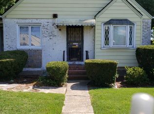 22605 129th Ave, Springfield Gardens, NY 11413