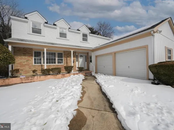 840 Lafayette Dr, Mount Laurel, NJ 08054