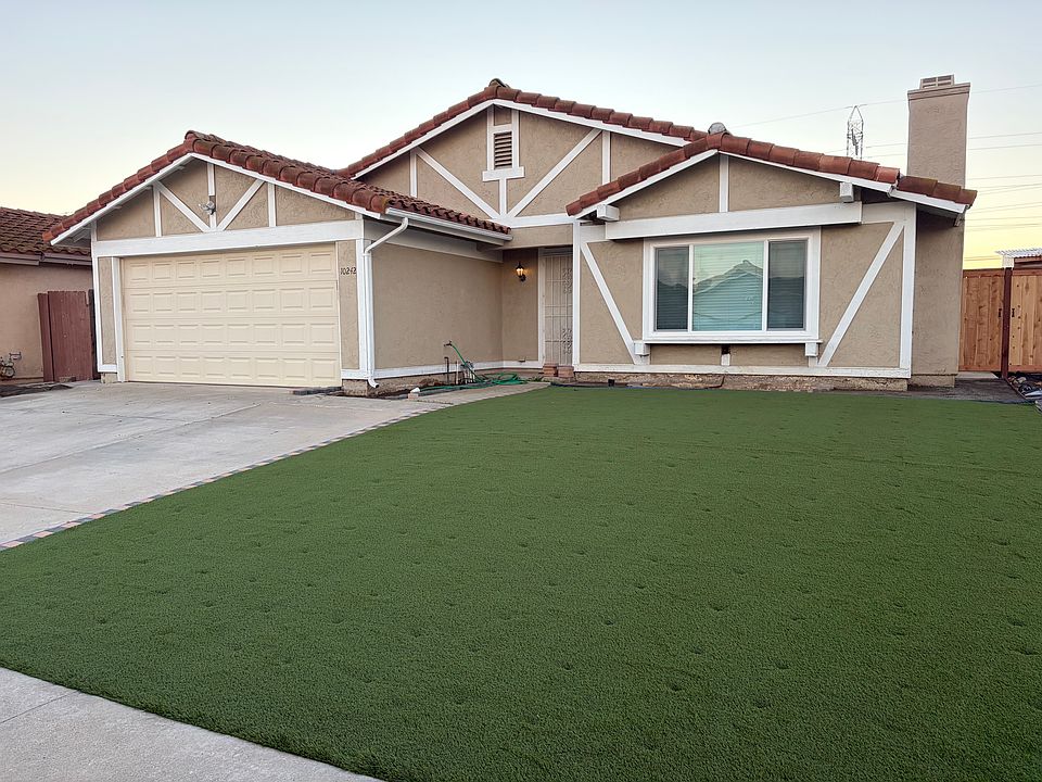 1st image of 10242 Kamwood Pl