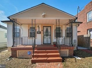 828 49th St NE, Washington, DC 20019