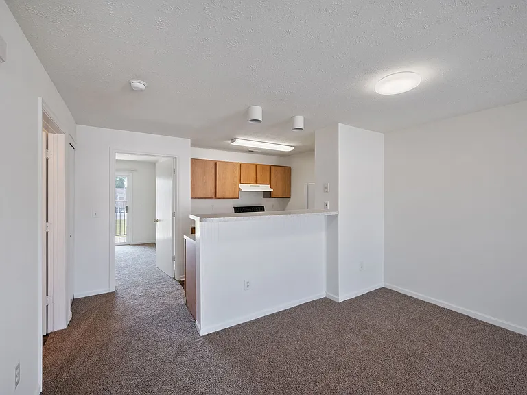 Autumn Woods Apartments — Photo 19