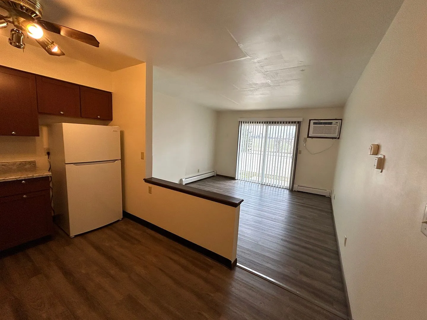 Colony Court Apartments LLC — Photo 4