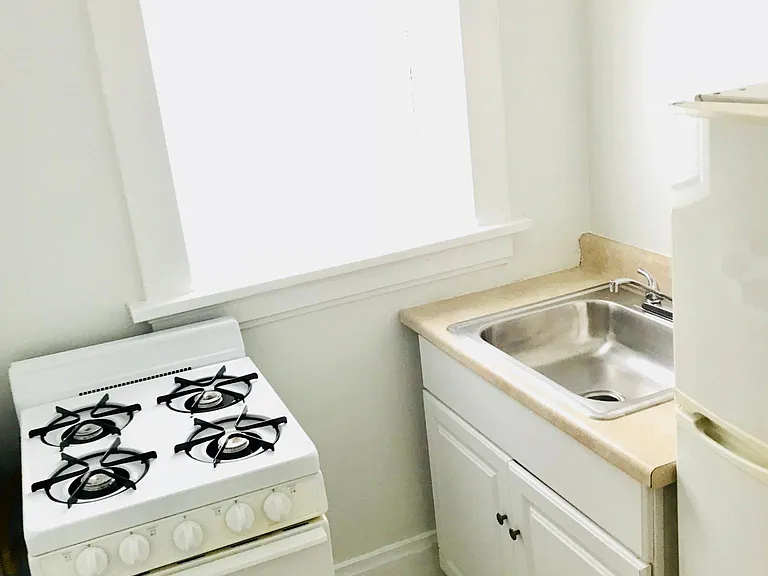 1260 N Pennsylvania St #22 — Photo 2
