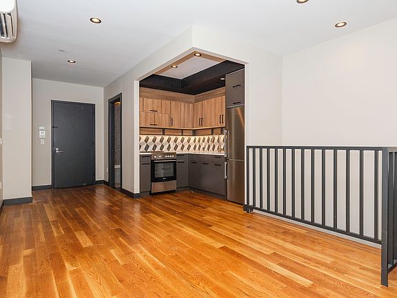 2nd image of 2825 Snyder Ave #1C