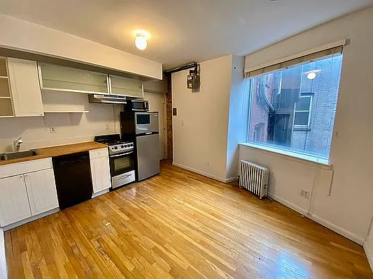 Rented by Highline Residential | media 9