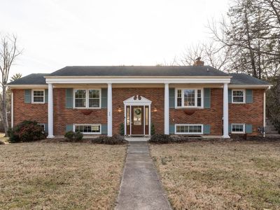 966 Northgate Ave, Waynesboro, VA, 22980