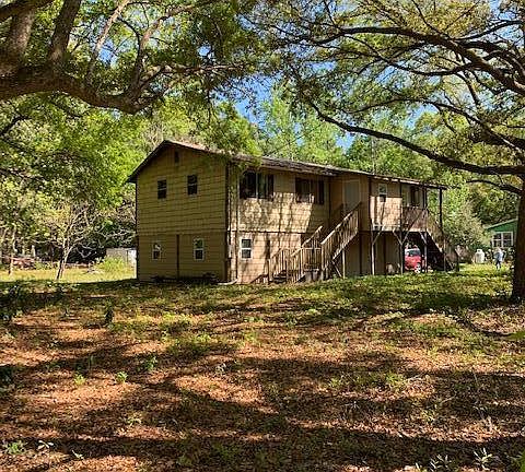 4th image of 987 Leonard Dr