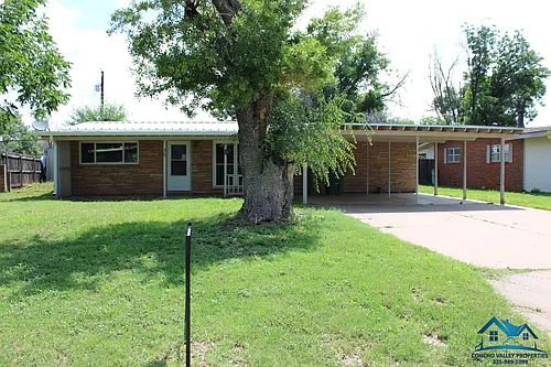 30 Clare Dr Photo 1