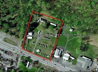 507 Ben Franklin Hwy W, Douglassville, PA 19518