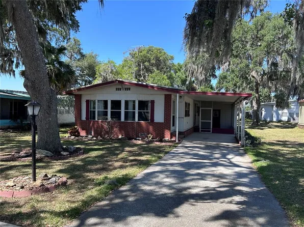 5550 Lansing Dr, Wildwood, FL 34785