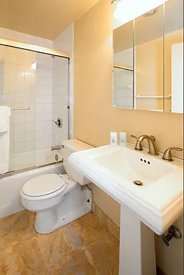 Rented by Citi Habitats | media 7