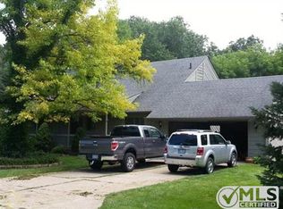 3726 White Lake Hills Dr, White Lake, MI