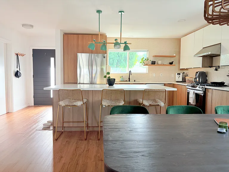6345 E Vernon St — Photo 1