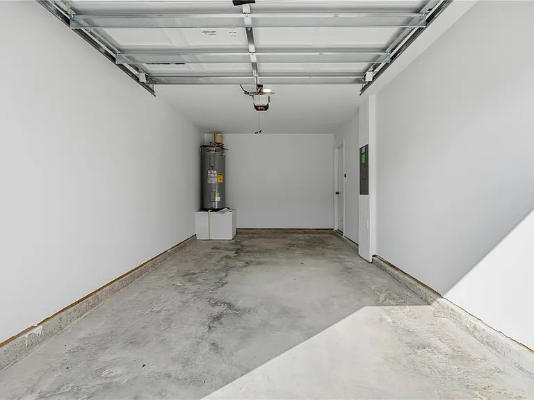 1225 Orion St — Photo 28