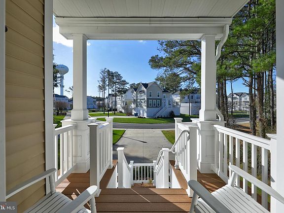 3rd image of 38838 Silver Sands Dr