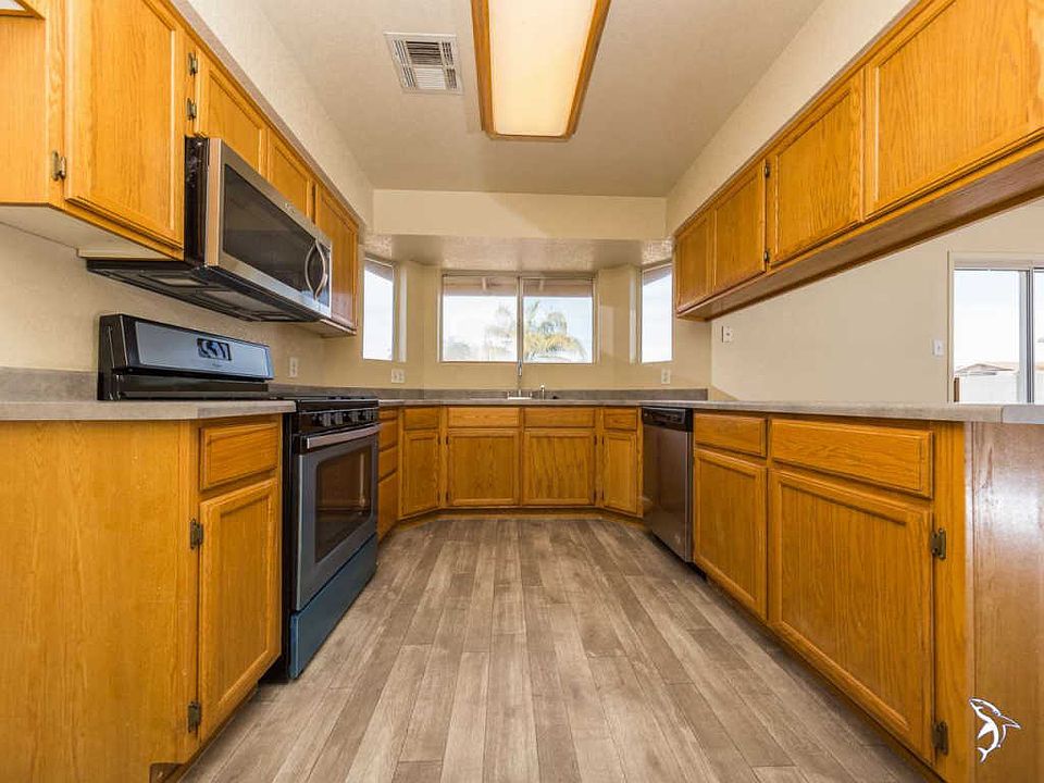 1st image of 11462 E 27th Pl