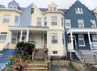 202 N Maple Ave, East Orange, NJ 07017