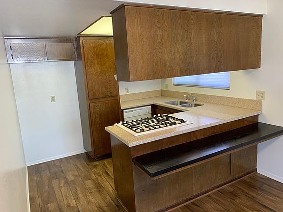 3rd image of 3555 W Cerritos Ave APT 4