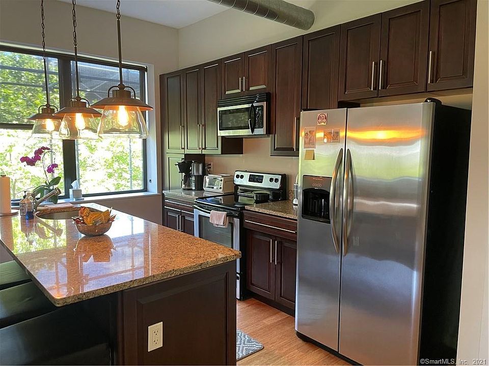 1st image of 881 Lafayette Blvd Unit 4H