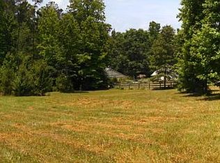 951 Roper Rd, Canton, GA 30115