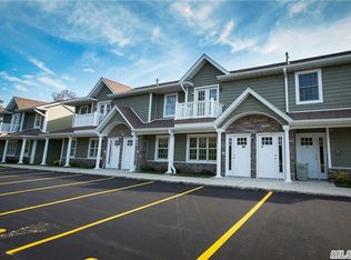 170 W Montauk Hwy, Lindenhurst, NY 11757