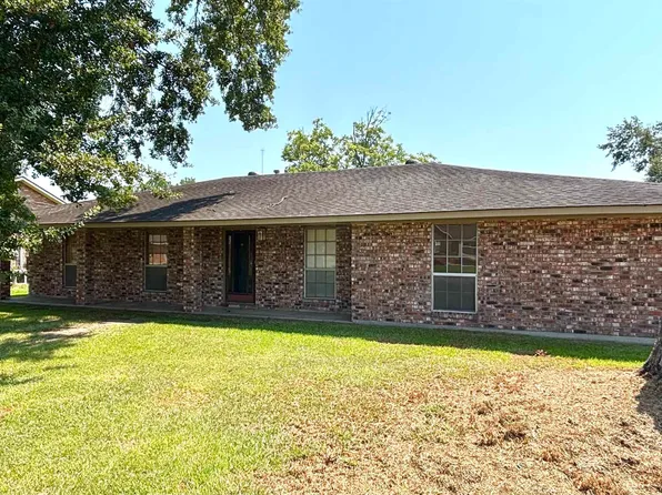 3142 Main St, Port Allen, LA 70767