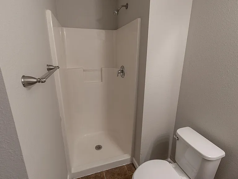 1403 Bodie Dr — Photo 13