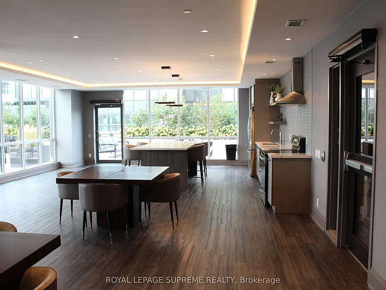 15 Lynch St #606 — Photo 27