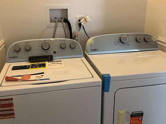 3rd image of 9951 Howland Dr #1