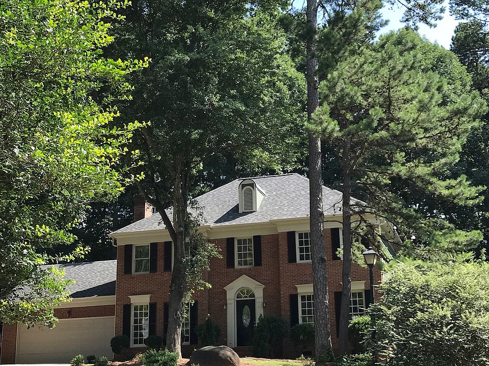 8720 Thornbury Lane 4br 2.5