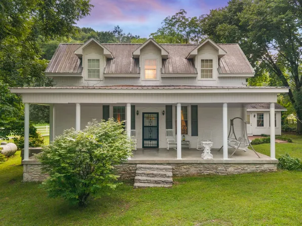 54 Warden Rd, Fayetteville, TN 37334